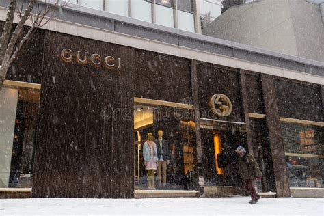 gucci store in toronto canada.